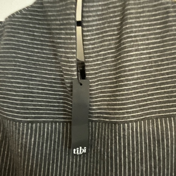 Brand new Tibi wool blend mermaid dress . Size 6 . - Picture 3 of 4